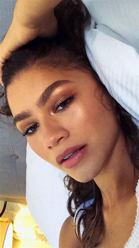 Zendaya Blowjob Porn Videos 